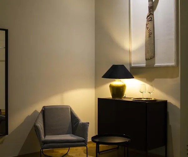 ベッド・アンド・ブレックファスト Palazzo Marina 3*