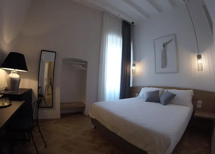 לינה וארוחת בוקר Palazzo Marina 3*