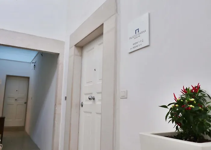 Palazzo Marina לינה וארוחת בוקר